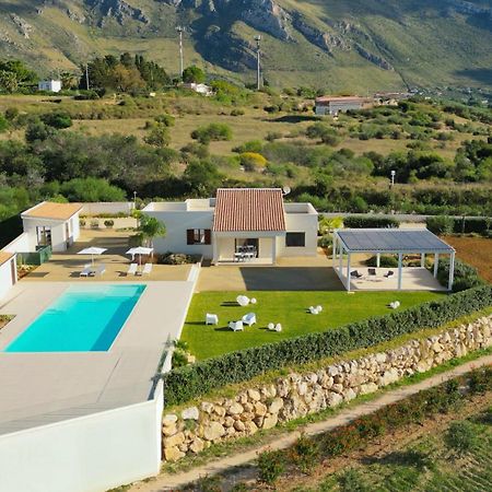 Villa Etesiae Castellammare del Golfo Esterno foto
